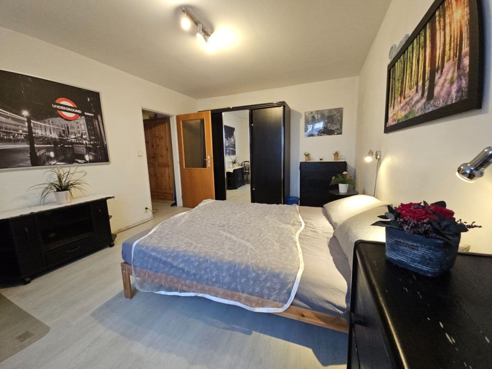 Prenájom bytu 4-izbový 85 m², Volejníkova, Brno, Jihomoravský kraj Prenájom bytu 4-izbový 85 m², Volejníkova, Brno, Jihomoravský kraj