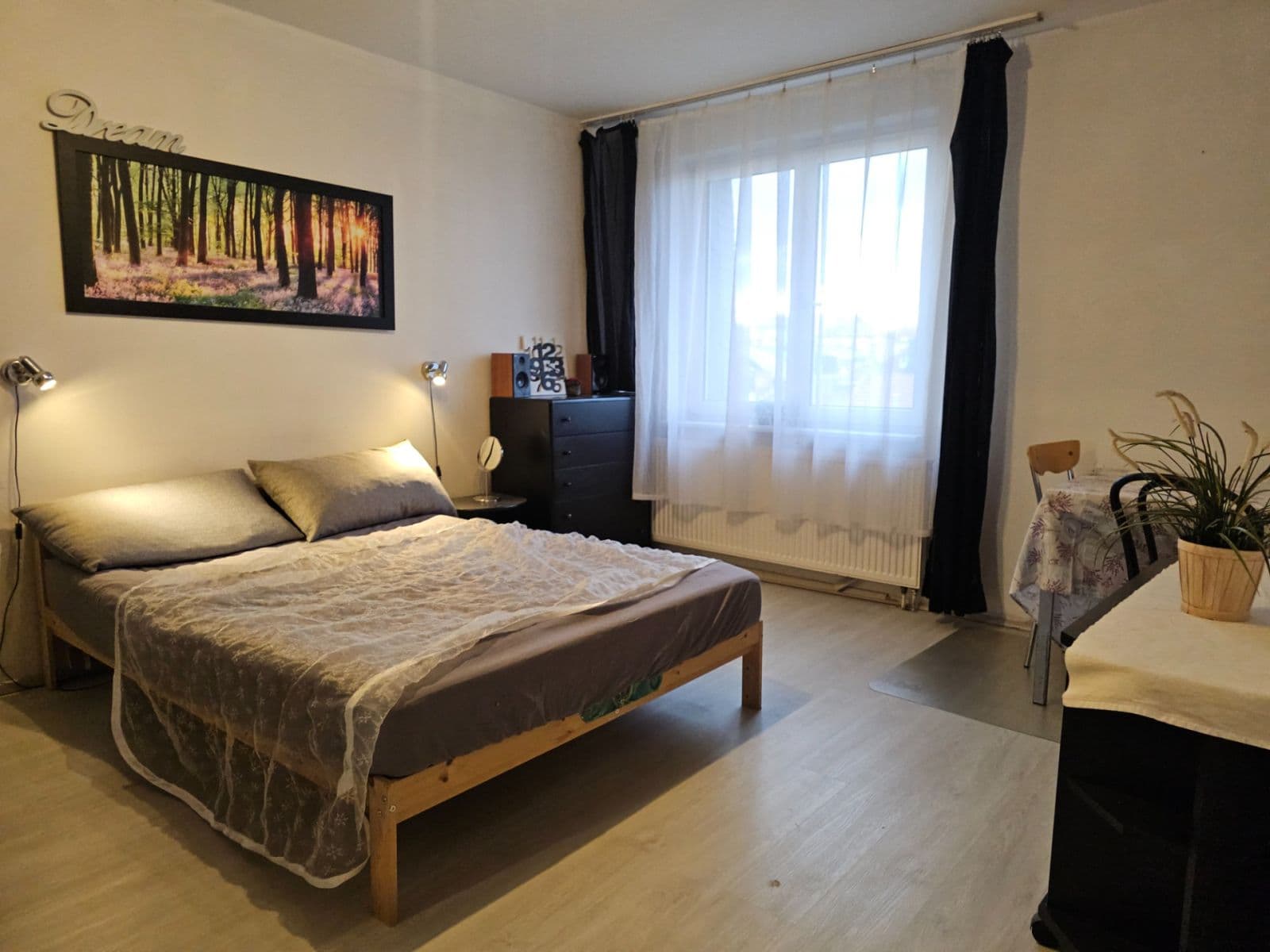 Prenájom bytu 4-izbový 85 m², Volejníkova, Brno, Jihomoravský kraj Prenájom bytu 4-izbový 85 m², Volejníkova, Brno, Jihomoravský kraj