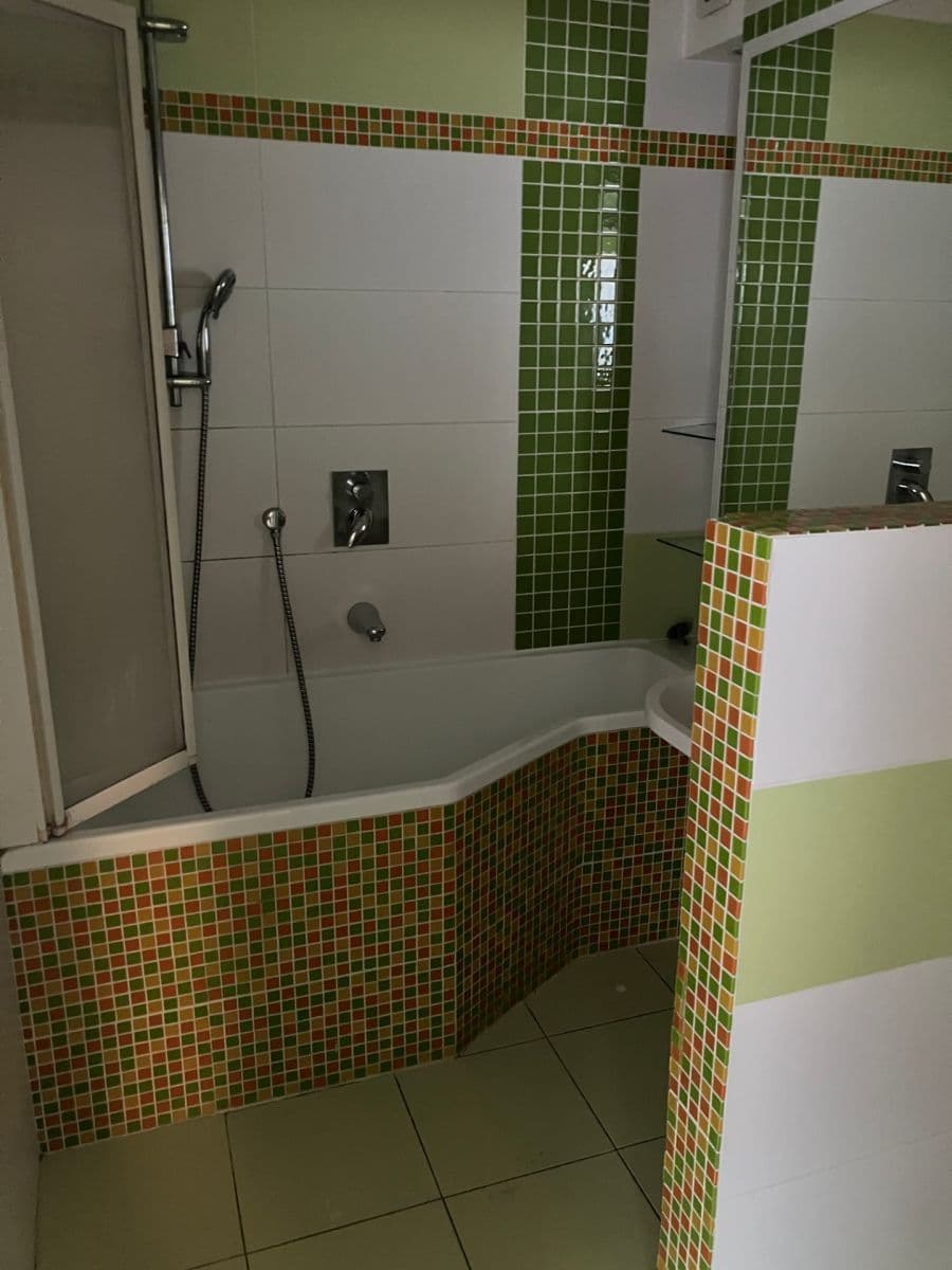 Prenájom bytu 3-izbový 68 m², Lhotská, Praha, Praha Prenájom bytu 3-izbový 68 m², Lhotská, Praha, Praha