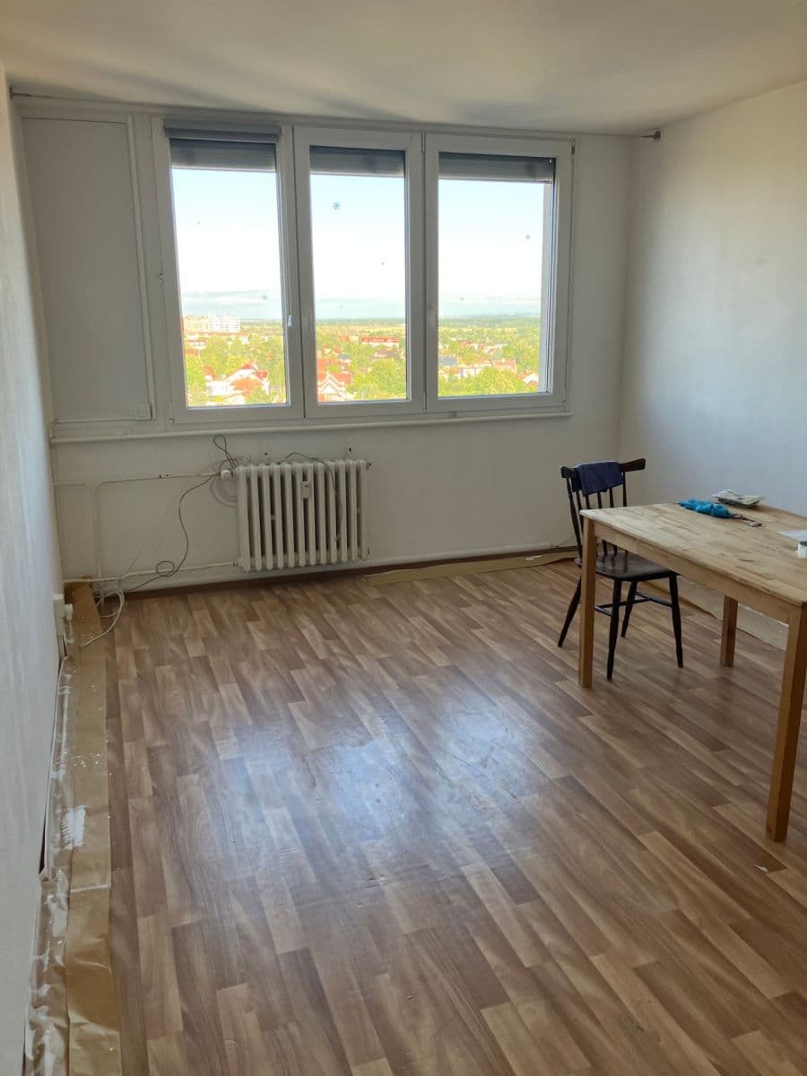 Prenájom bytu 3-izbový 68 m², Lhotská, Praha, Praha Prenájom bytu 3-izbový 68 m², Lhotská, Praha, Praha