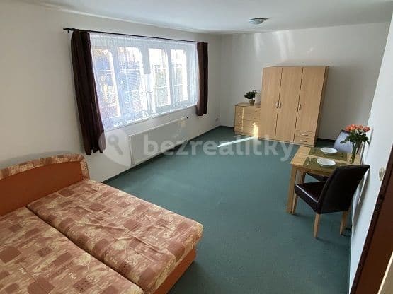 Prenájom bytu 1-izbový 40 m², Ďáblická, Praha, Praha Prenájom bytu 1-izbový 40 m², Ďáblická, Praha, Praha