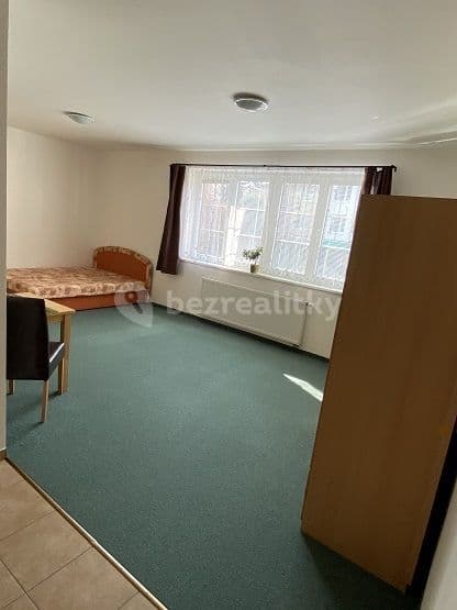 Prenájom bytu 1-izbový 40 m², Ďáblická, Praha, Praha Prenájom bytu 1-izbový 40 m², Ďáblická, Praha, Praha