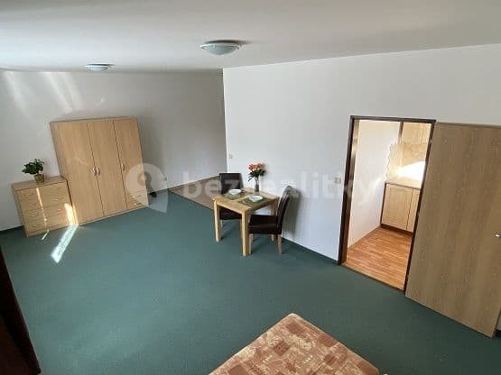 Prenájom bytu 1-izbový 40 m², Ďáblická, Praha, Praha Prenájom bytu 1-izbový 40 m², Ďáblická, Praha, Praha