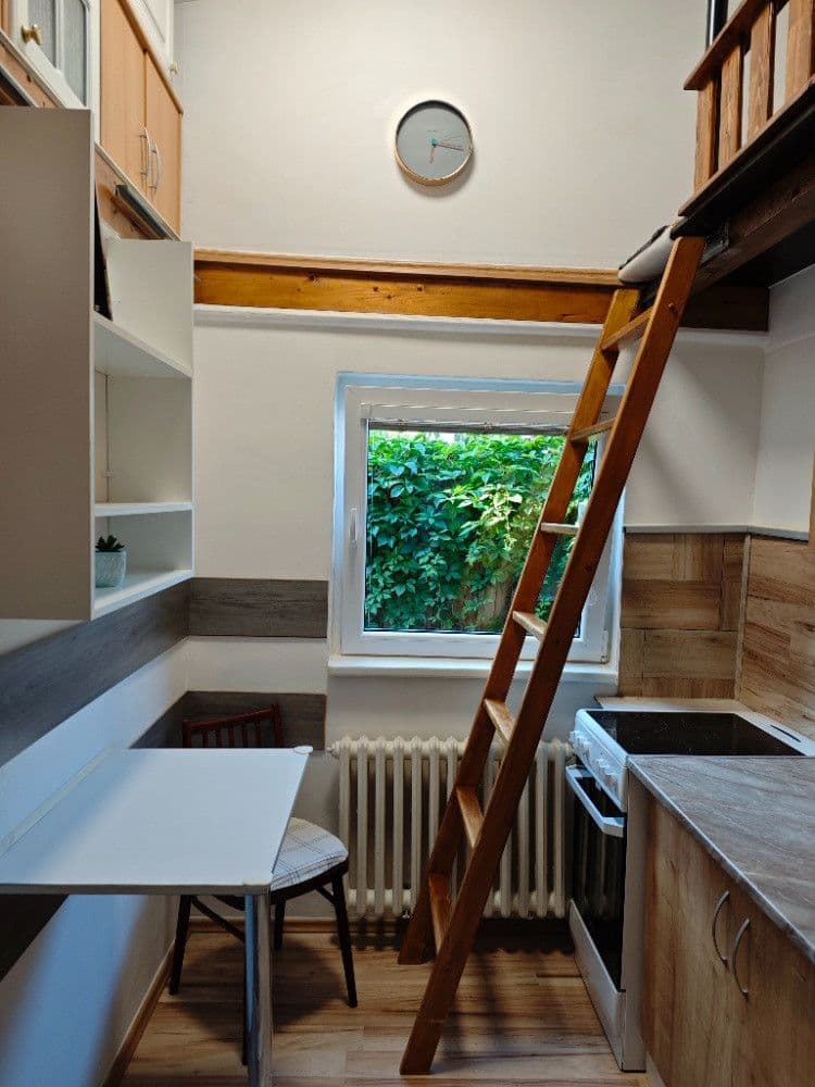Prenájom bytu 1-izbový 23 m², V středu, Praha, Praha Prenájom bytu 1-izbový 23 m², V středu, Praha, Praha