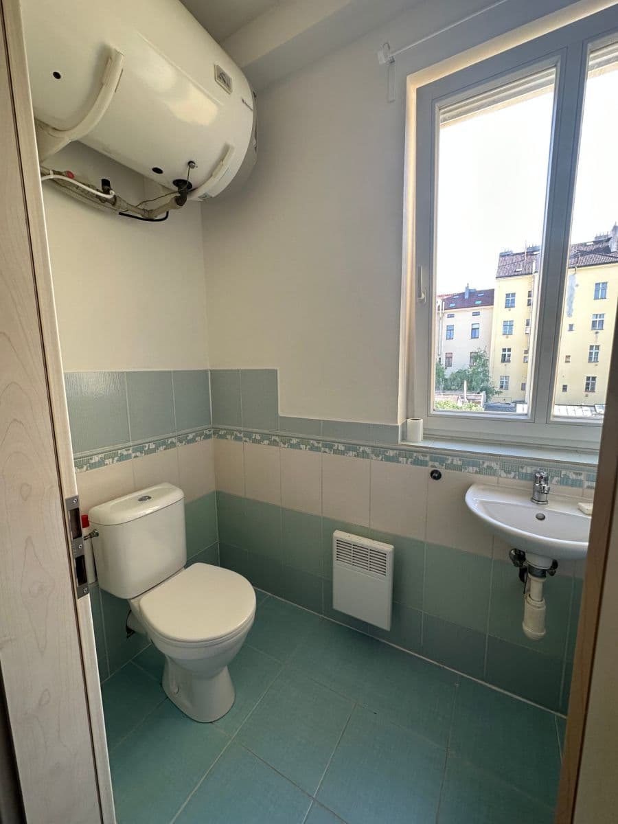 Prenájom bytu 2-izbový 54 m², Štítného, Praha, Praha Prenájom bytu 2-izbový 54 m², Štítného, Praha, Praha