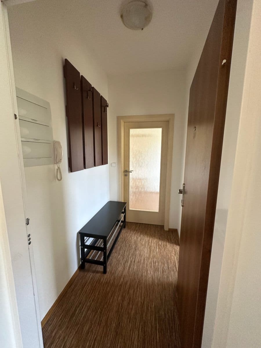 Prenájom bytu 2-izbový 54 m², Štítného, Praha, Praha Prenájom bytu 2-izbový 54 m², Štítného, Praha, Praha
