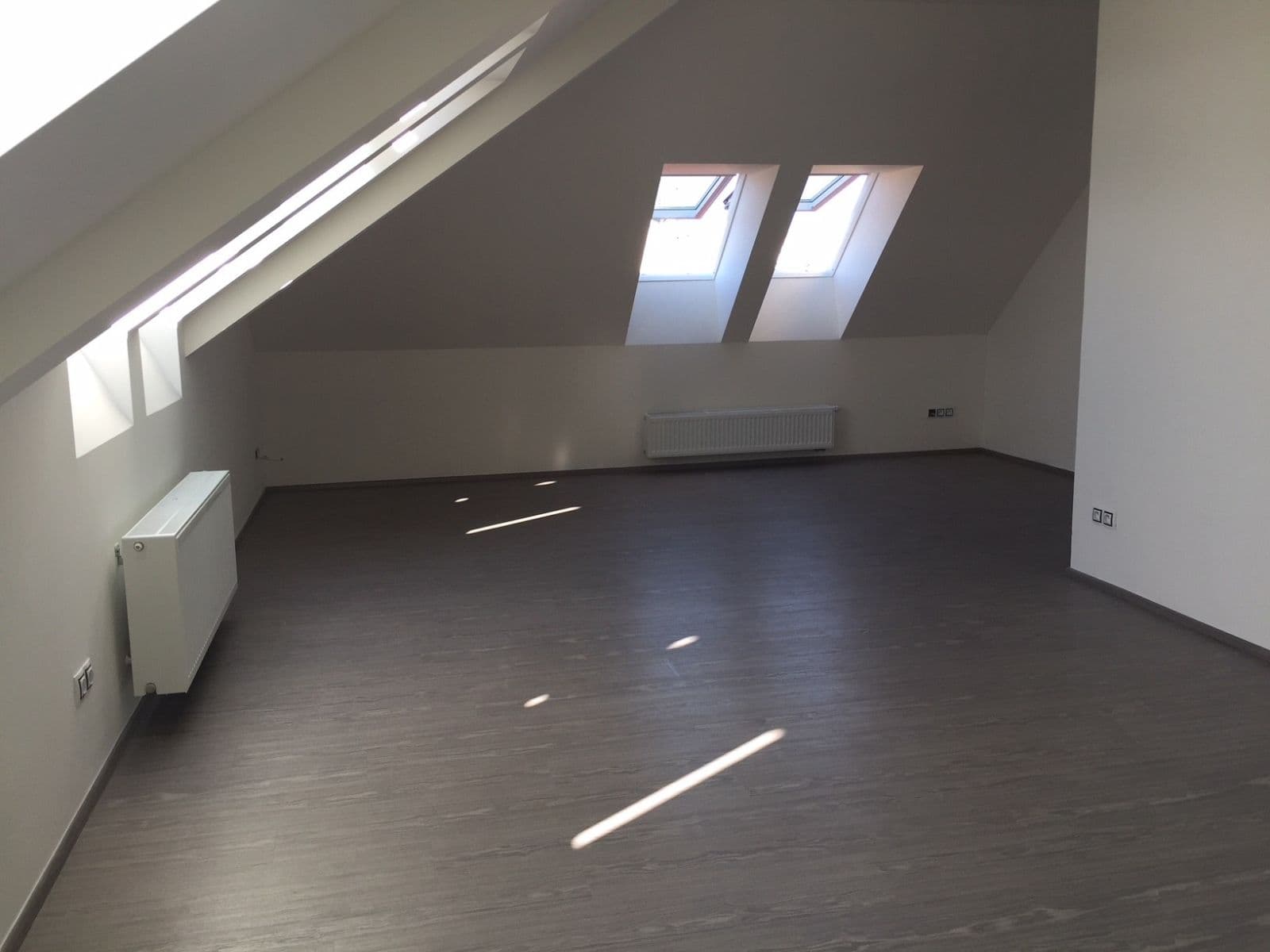 Prenájom bytu 2-izbový 58 m², Štítného, Praha, Praha Prenájom bytu 2-izbový 58 m², Štítného, Praha, Praha