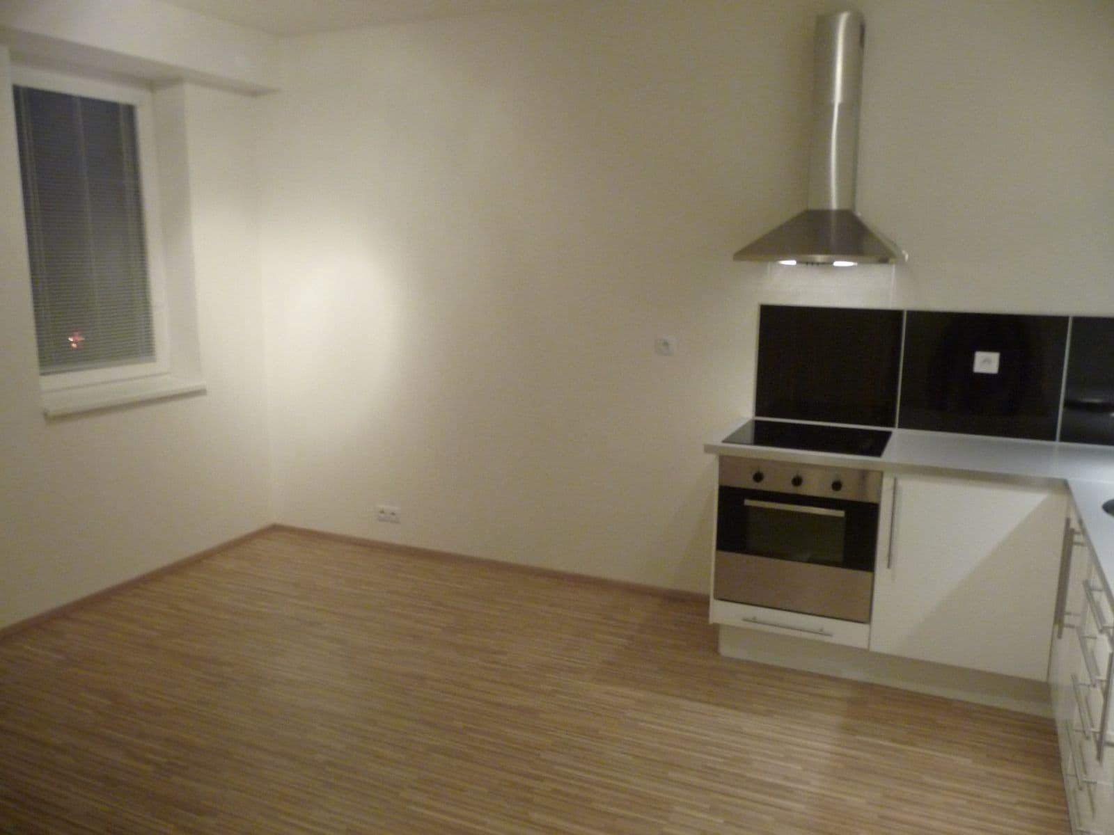 Prenájom bytu 2-izbový 41 m², Bedřicha Smetany, České Budějovice, Jihočeský kraj Prenájom bytu 2-izbový 41 m², Bedřicha Smetany, České Budějovice, Jihočeský kraj