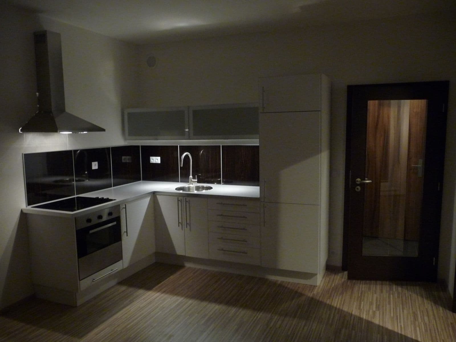 Prenájom bytu 2-izbový 41 m², Bedřicha Smetany, České Budějovice, Jihočeský kraj Prenájom bytu 2-izbový 41 m², Bedřicha Smetany, České Budějovice, Jihočeský kraj