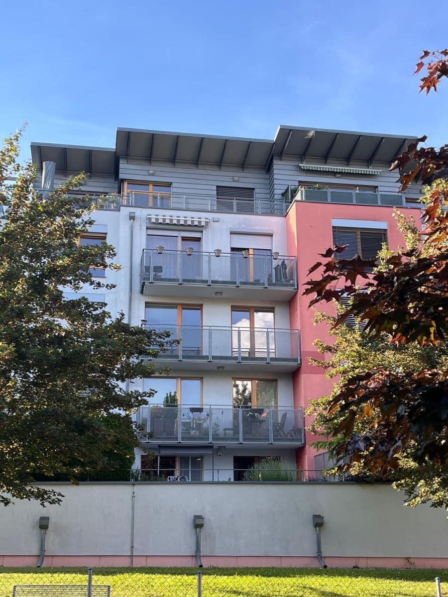 Prenájom bytu 2-izbový 58 m², Naardenská, Praha, Praha Prenájom bytu 2-izbový 58 m², Naardenská, Praha, Praha