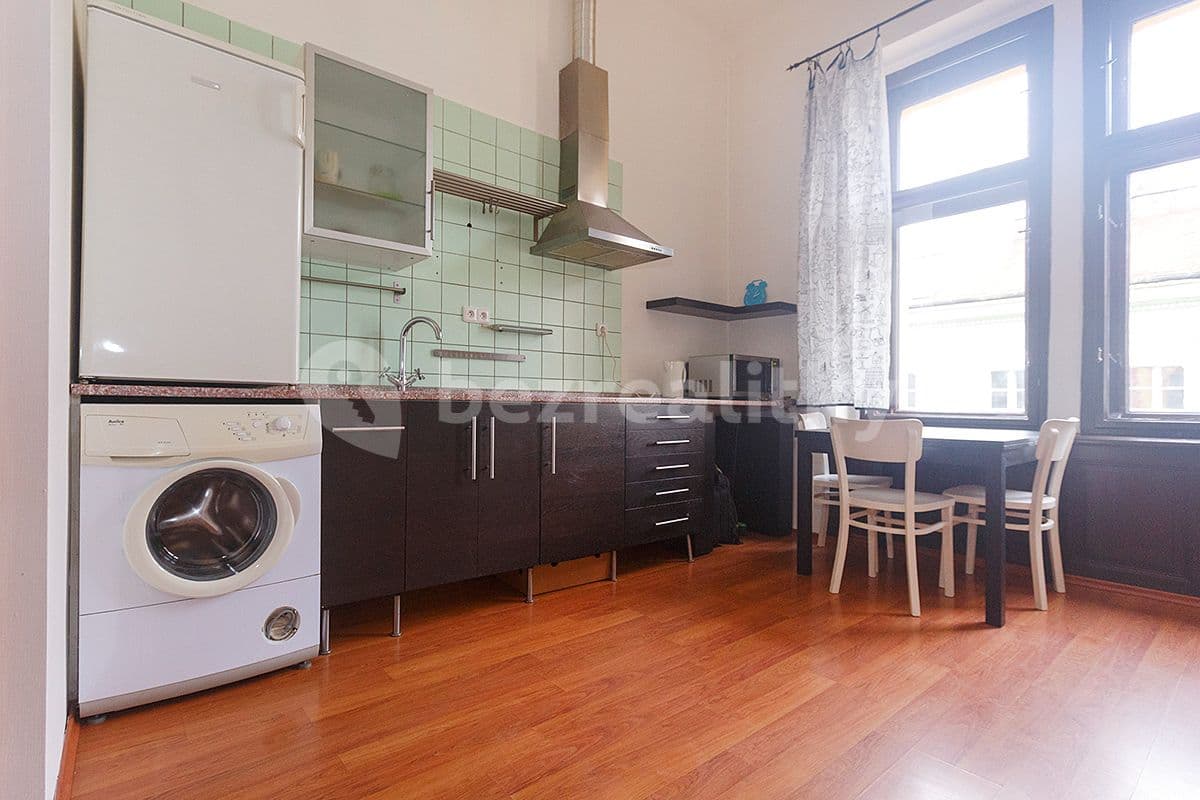 Prenájom bytu Garsoniéra 24 m², Pernerova, Praha, Praha Prenájom bytu Garsoniéra 24 m², Pernerova, Praha, Praha