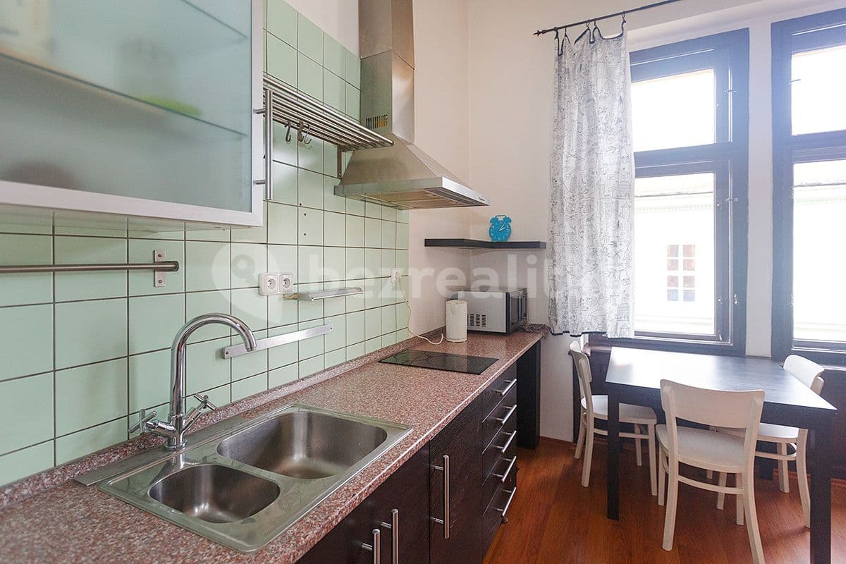 Prenájom bytu Garsoniéra 24 m², Pernerova, Praha, Praha Prenájom bytu Garsoniéra 24 m², Pernerova, Praha, Praha