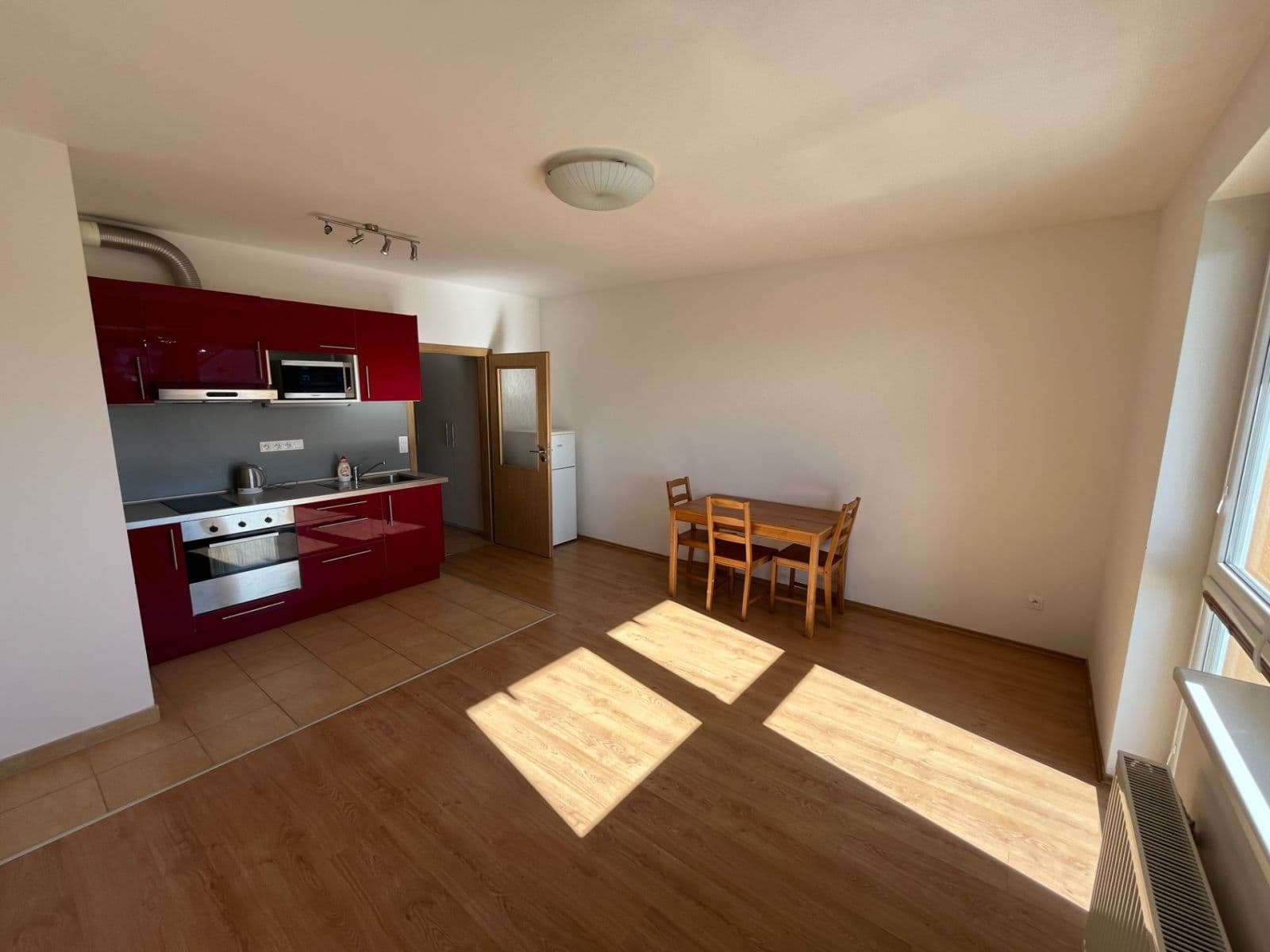 Prenájom bytu 1-izbový 33 m², Švihovská, Praha, Praha Prenájom bytu 1-izbový 33 m², Švihovská, Praha, Praha