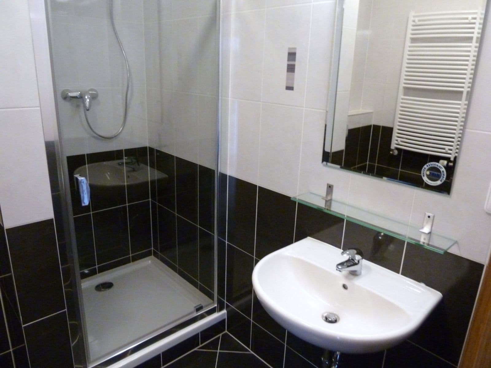 Prenájom bytu 1-izbový 40 m², Miroslava Hajna, Praha, Praha Prenájom bytu 1-izbový 40 m², Miroslava Hajna, Praha, Praha