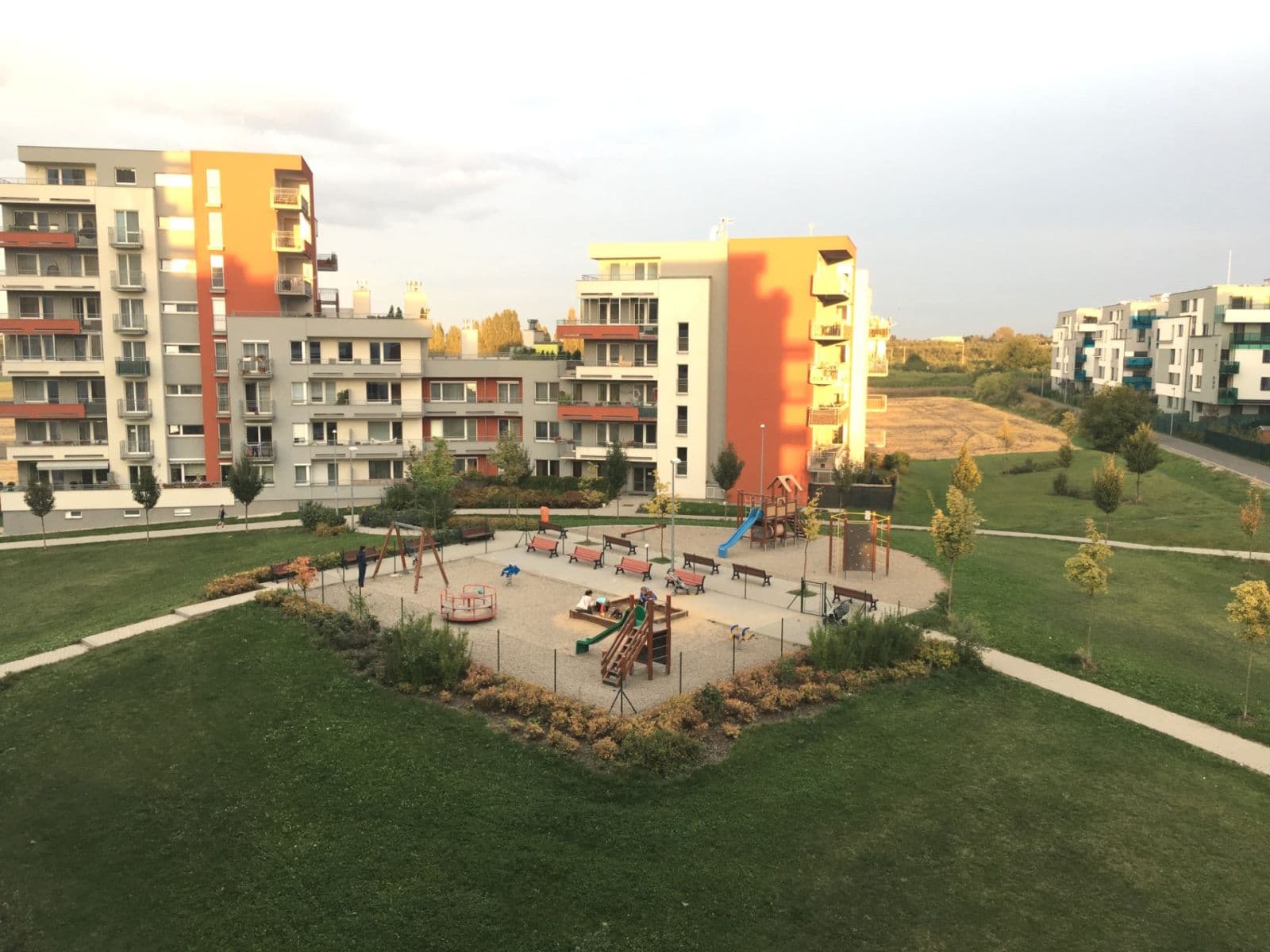 Prenájom bytu 1-izbový 40 m², Miroslava Hajna, Praha, Praha Prenájom bytu 1-izbový 40 m², Miroslava Hajna, Praha, Praha