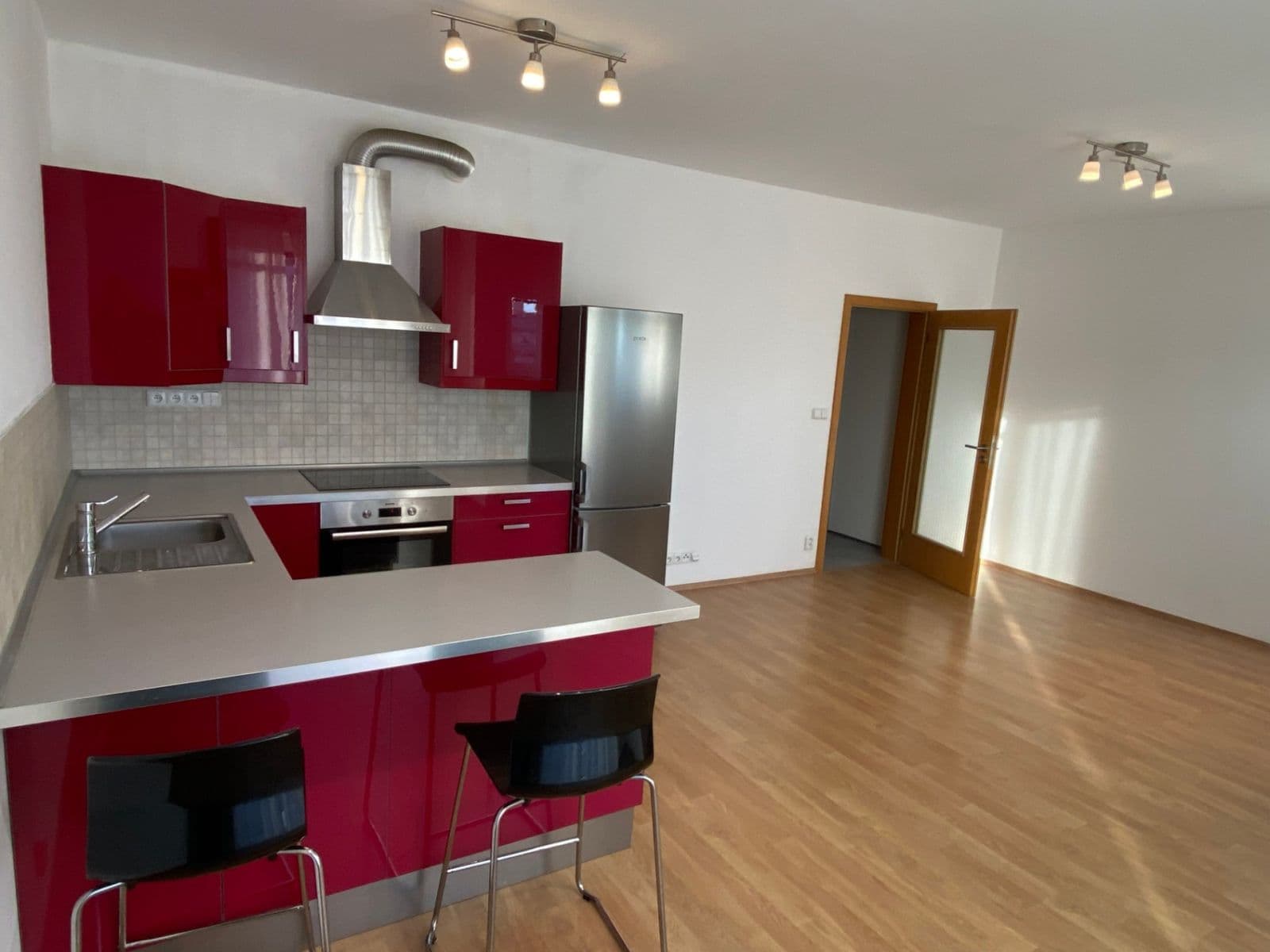 Prenájom bytu 1-izbový 40 m², Miroslava Hajna, Praha, Praha Prenájom bytu 1-izbový 40 m², Miroslava Hajna, Praha, Praha