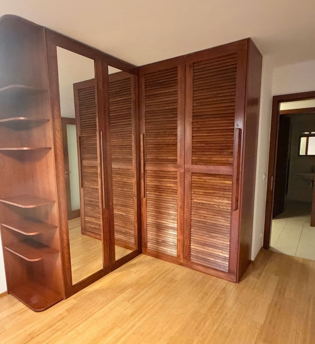 Prenájom bytu 2-izbový 76 m², Linhartova, Praha, Praha Prenájom bytu 2-izbový 76 m², Linhartova, Praha, Praha