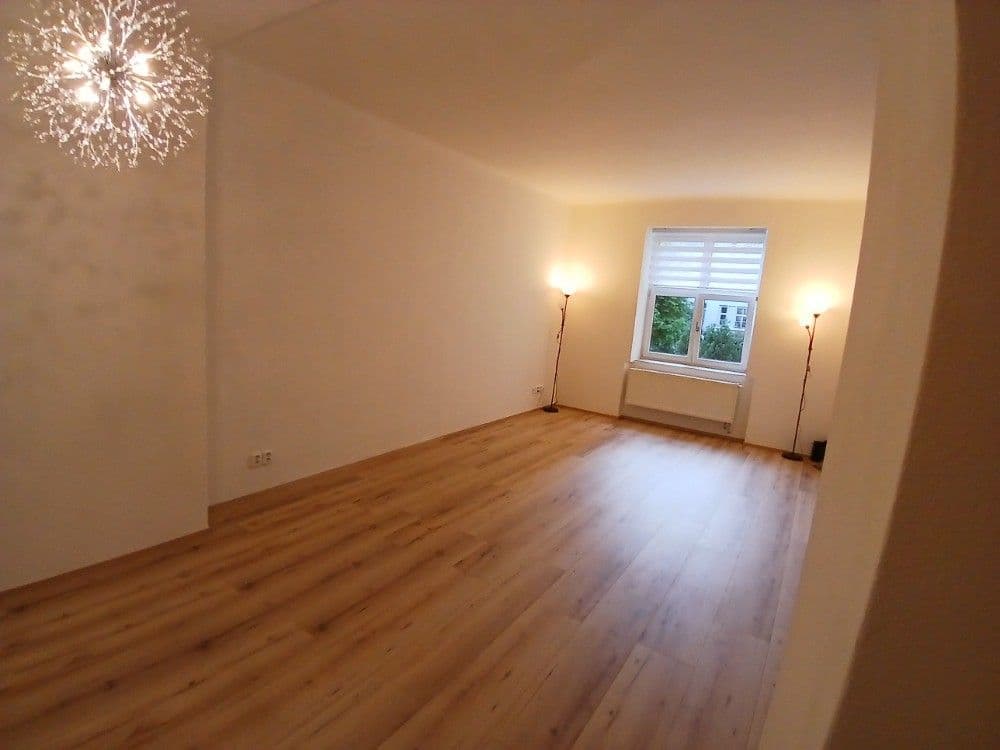 Prenájom bytu 2-izbový 65 m², Na Malovance, Praha, Praha Prenájom bytu 2-izbový 65 m², Na Malovance, Praha, Praha