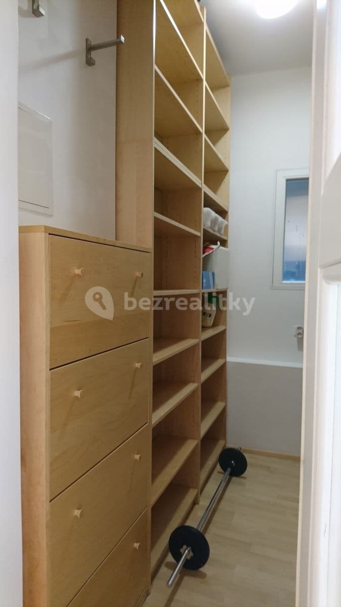 Prenájom bytu 2-izbový 81 m², Lužická, Praha, Praha Prenájom bytu 2-izbový 81 m², Lužická, Praha, Praha