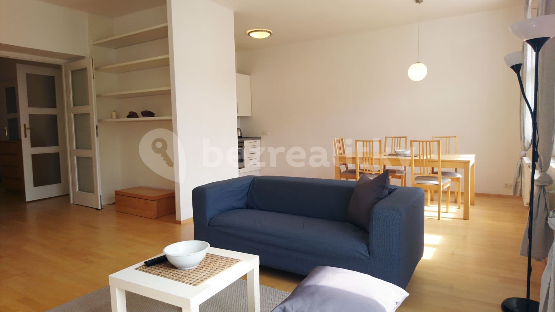 Prenájom bytu 2-izbový 81 m², Lužická, Praha, Praha Prenájom bytu 2-izbový 81 m², Lužická, Praha, Praha