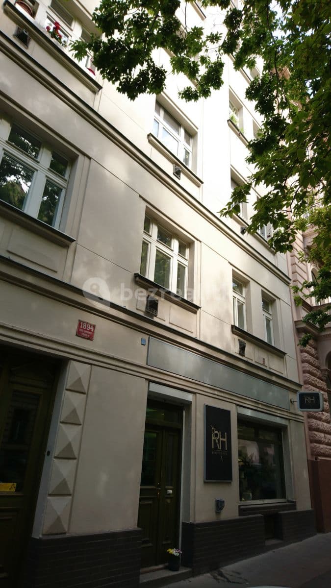Prenájom bytu 2-izbový 81 m², Lužická, Praha, Praha Prenájom bytu 2-izbový 81 m², Lužická, Praha, Praha