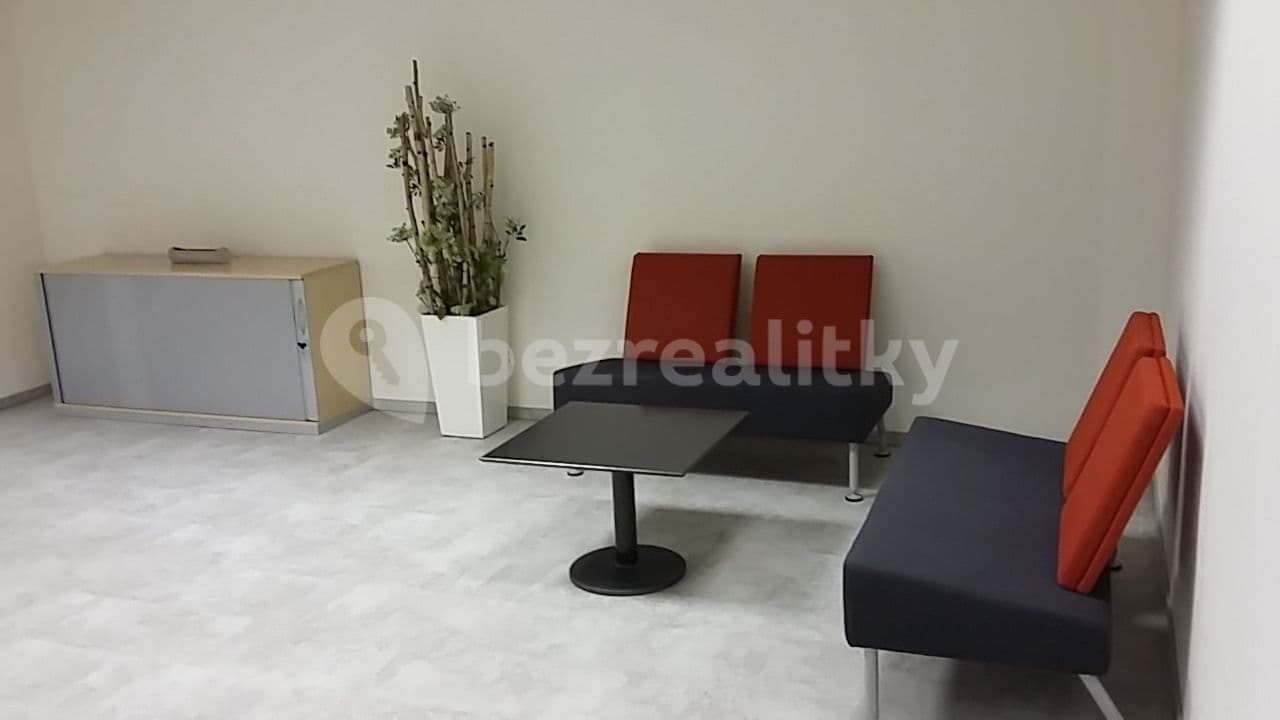 Prenájom nebytového priestoru 50 m², Kounicova, Brno, Jihomoravský kraj Prenájom nebytového priestoru 50 m², Kounicova, Brno, Jihomoravský kraj
