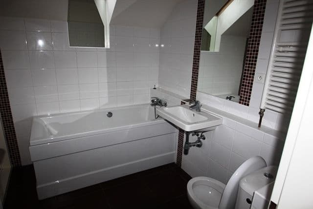 Prenájom bytu 2-izbový 80 m², Pražská třída, Hradec Králové, Královéhradecký kraj Prenájom bytu 2-izbový 80 m², Pražská třída, Hradec Králové, Královéhradecký kraj