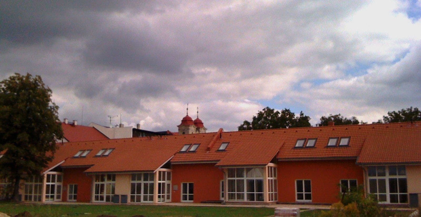 Prenájom bytu 2-izbový 80 m², Pražská třída, Hradec Králové, Královéhradecký kraj Prenájom bytu 2-izbový 80 m², Pražská třída, Hradec Králové, Královéhradecký kraj
