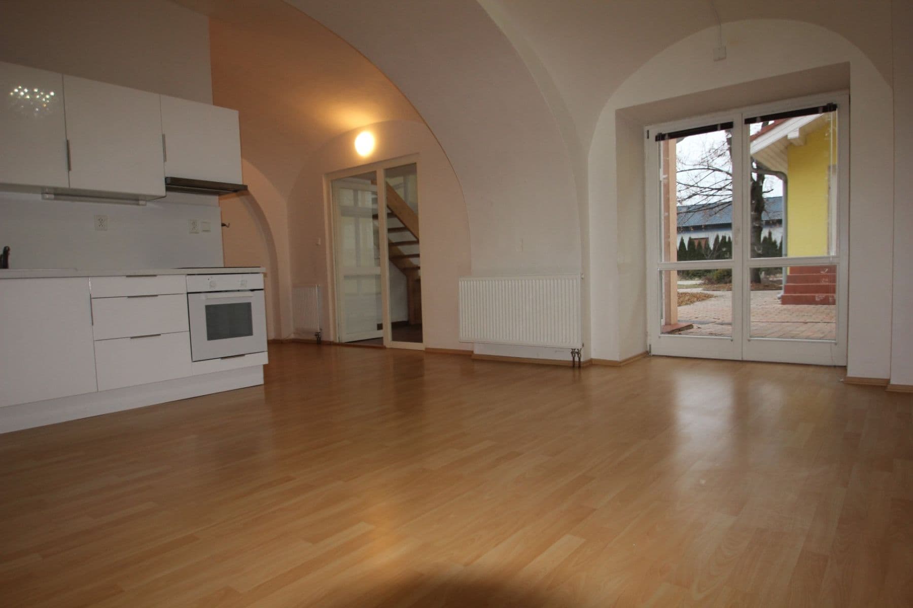 Prenájom bytu 2-izbový 80 m², Pražská třída, Hradec Králové, Královéhradecký kraj Prenájom bytu 2-izbový 80 m², Pražská třída, Hradec Králové, Královéhradecký kraj