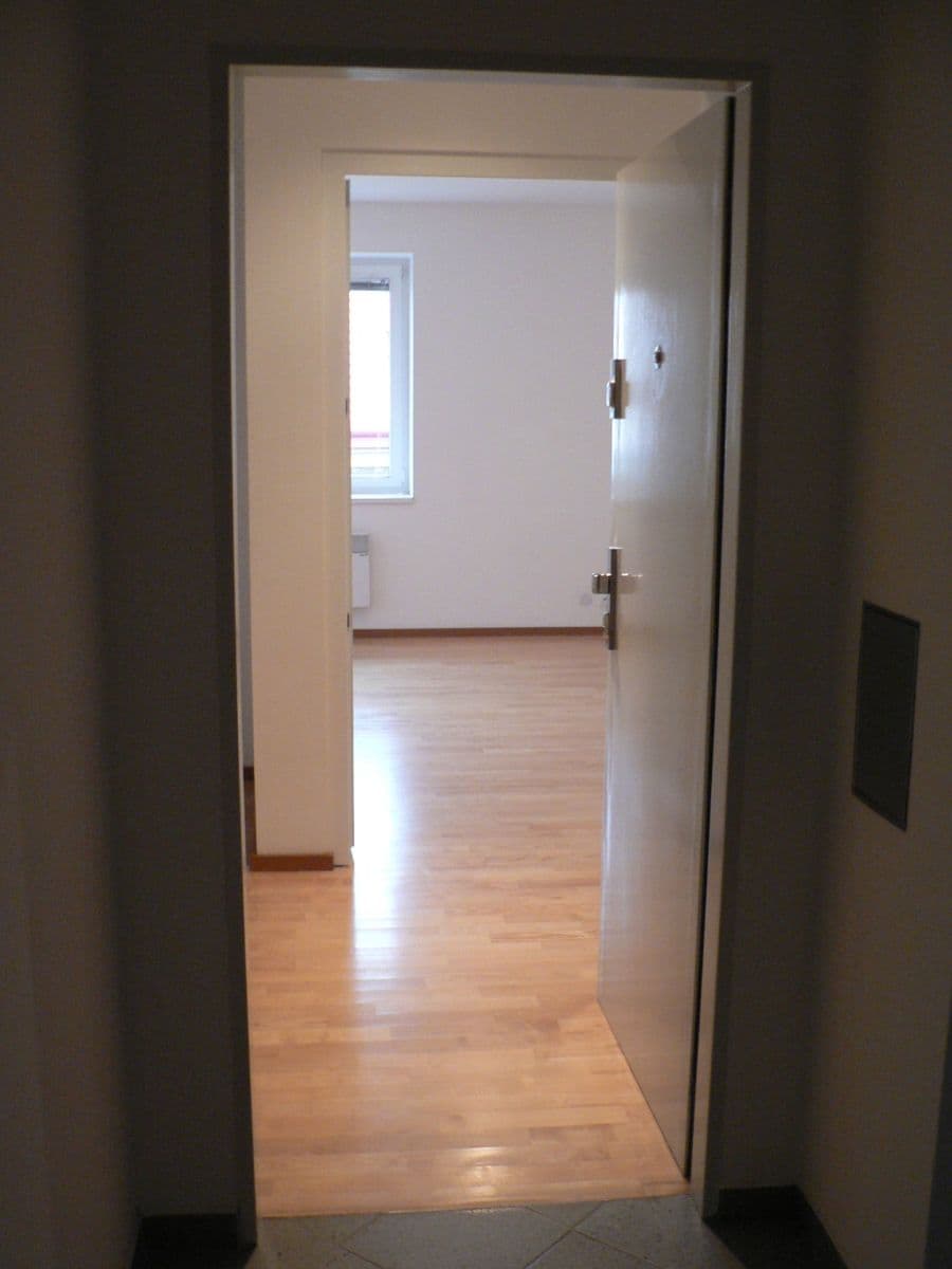 Prenájom bytu 2-izbový 38 m², Neklanova, Praha, Praha Prenájom bytu 2-izbový 38 m², Neklanova, Praha, Praha