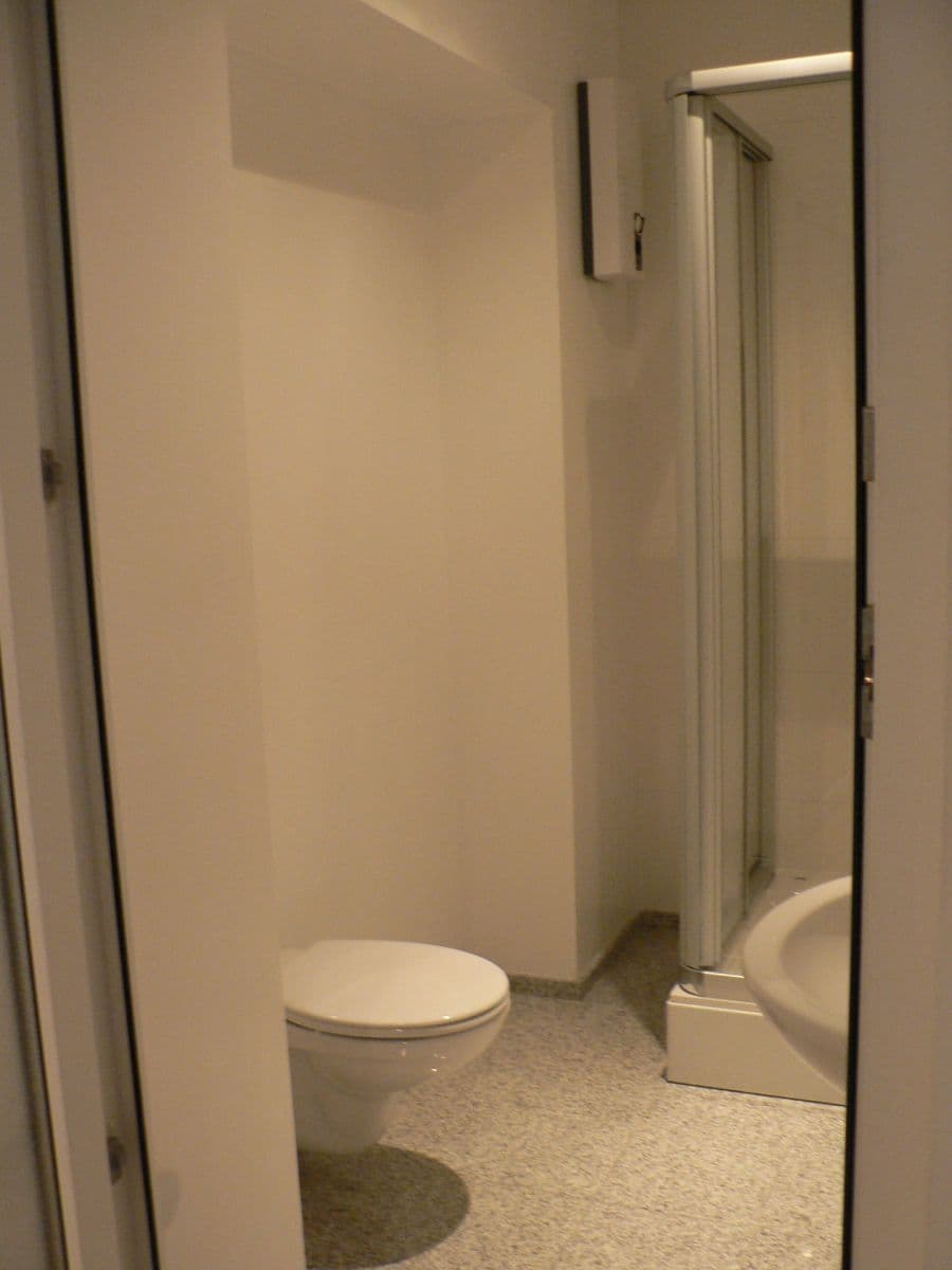 Prenájom bytu 2-izbový 38 m², Neklanova, Praha, Praha Prenájom bytu 2-izbový 38 m², Neklanova, Praha, Praha