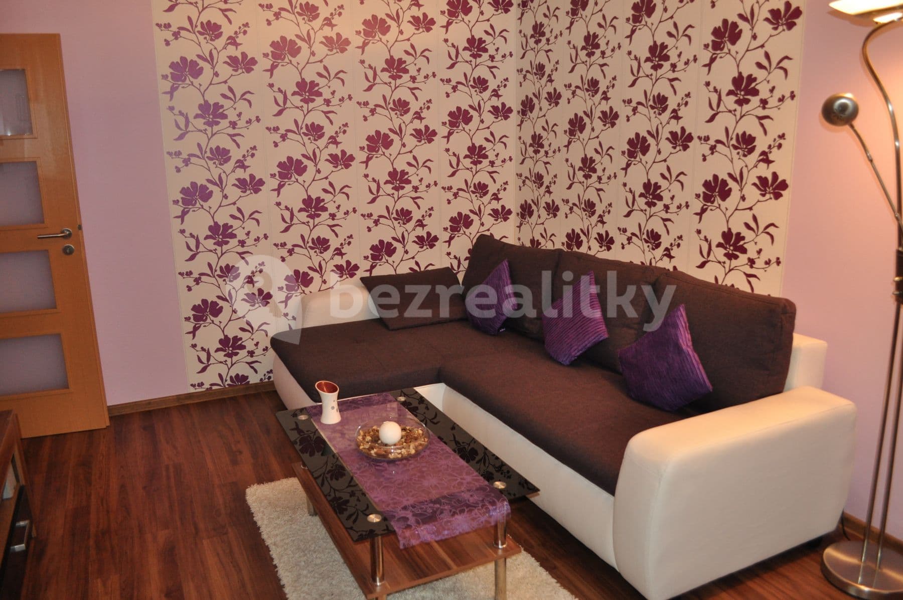 Prenájom bytu 2-izbový 59 m², Lábkova, Plzeň, Plzeňský kraj Prenájom bytu 2-izbový 59 m², Lábkova, Plzeň, Plzeňský kraj