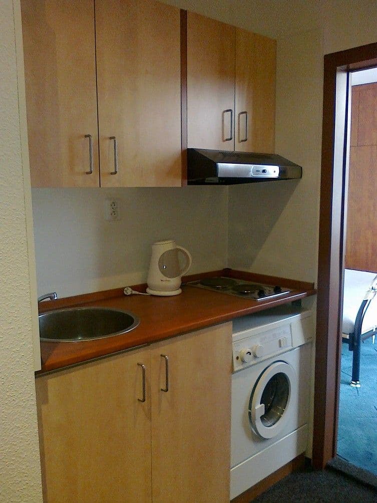Prenájom bytu 1-izbový 30 m², Krškova, Praha, Praha Prenájom bytu 1-izbový 30 m², Krškova, Praha, Praha