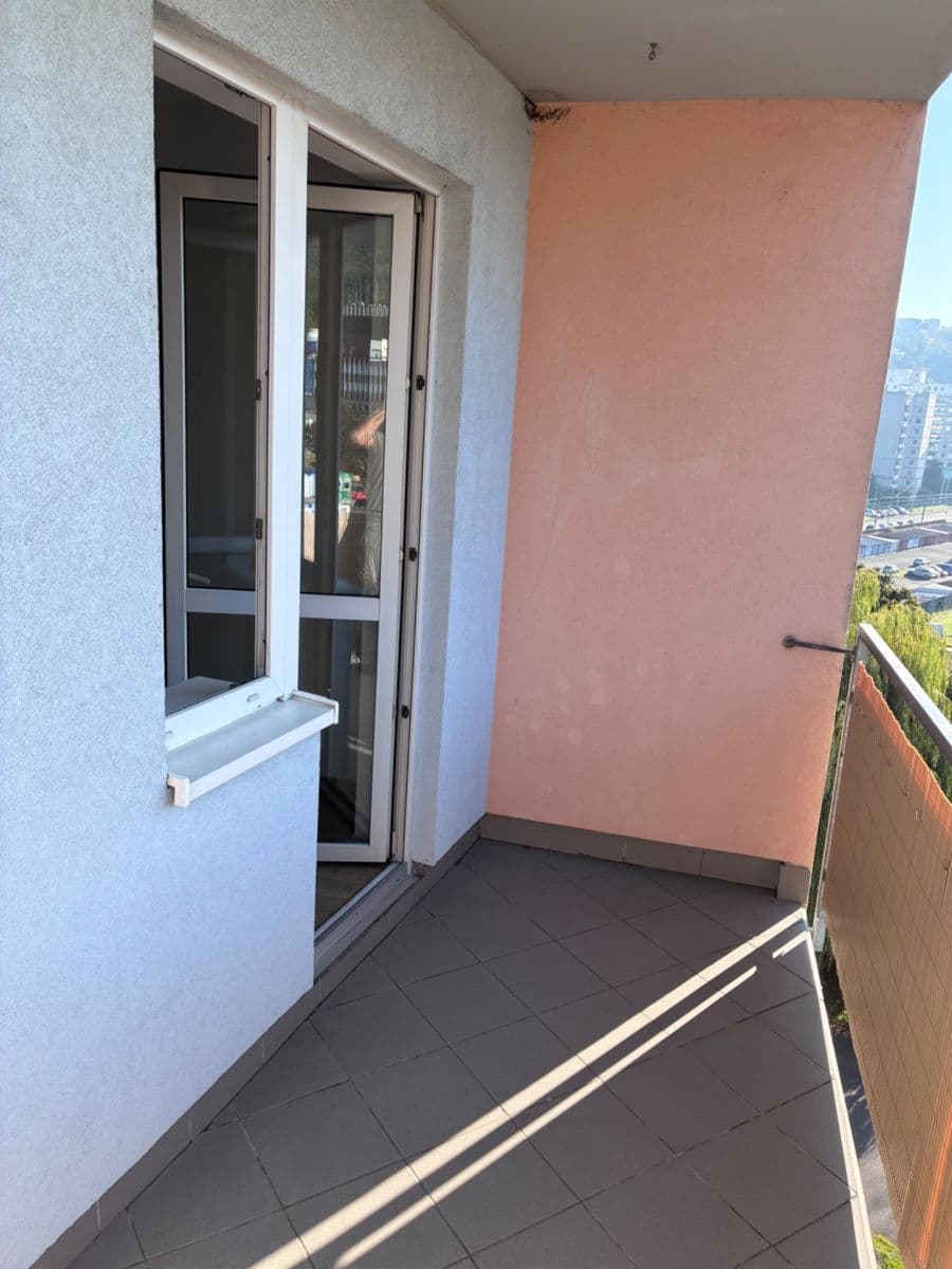 Prenájom bytu 2-izbový 58 m², Baráčnická, Ústí nad Labem, Ústecký kraj Prenájom bytu 2-izbový 58 m², Baráčnická, Ústí nad Labem, Ústecký kraj