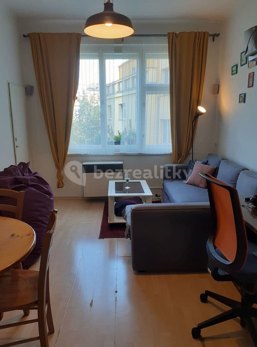 Prenájom bytu 2-izbový 38 m², Sámova, Praha, Praha Prenájom bytu 2-izbový 38 m², Sámova, Praha, Praha