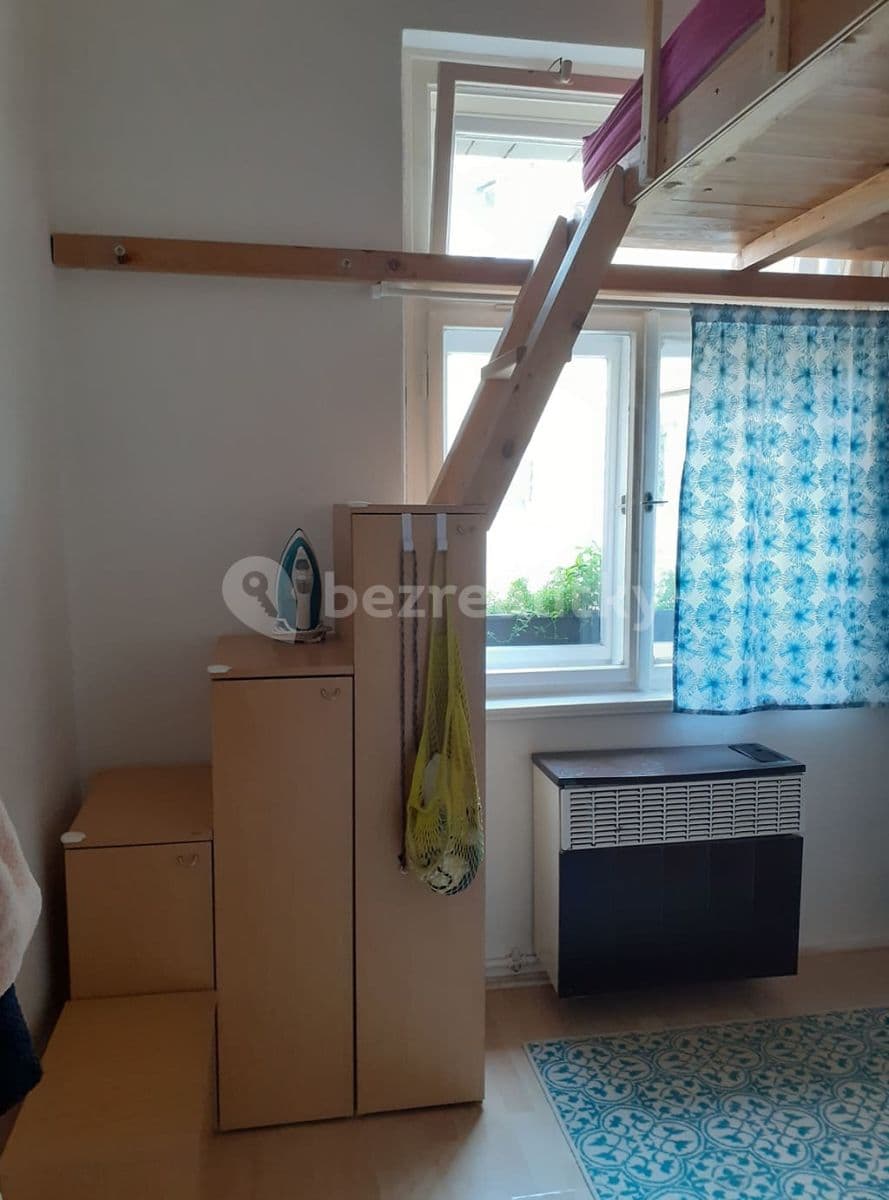 Prenájom bytu 2-izbový 38 m², Sámova, Praha, Praha Prenájom bytu 2-izbový 38 m², Sámova, Praha, Praha