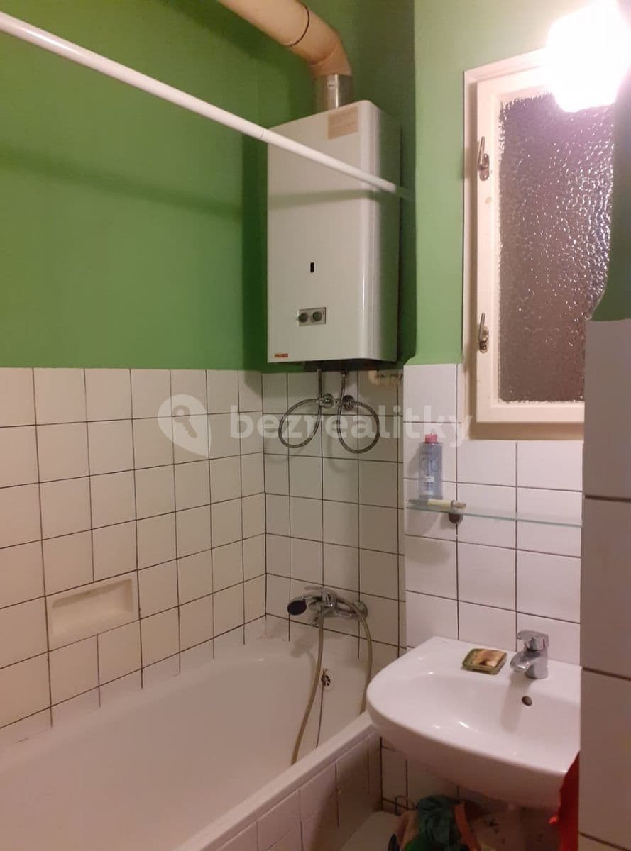 Prenájom bytu 2-izbový 38 m², Sámova, Praha, Praha Prenájom bytu 2-izbový 38 m², Sámova, Praha, Praha