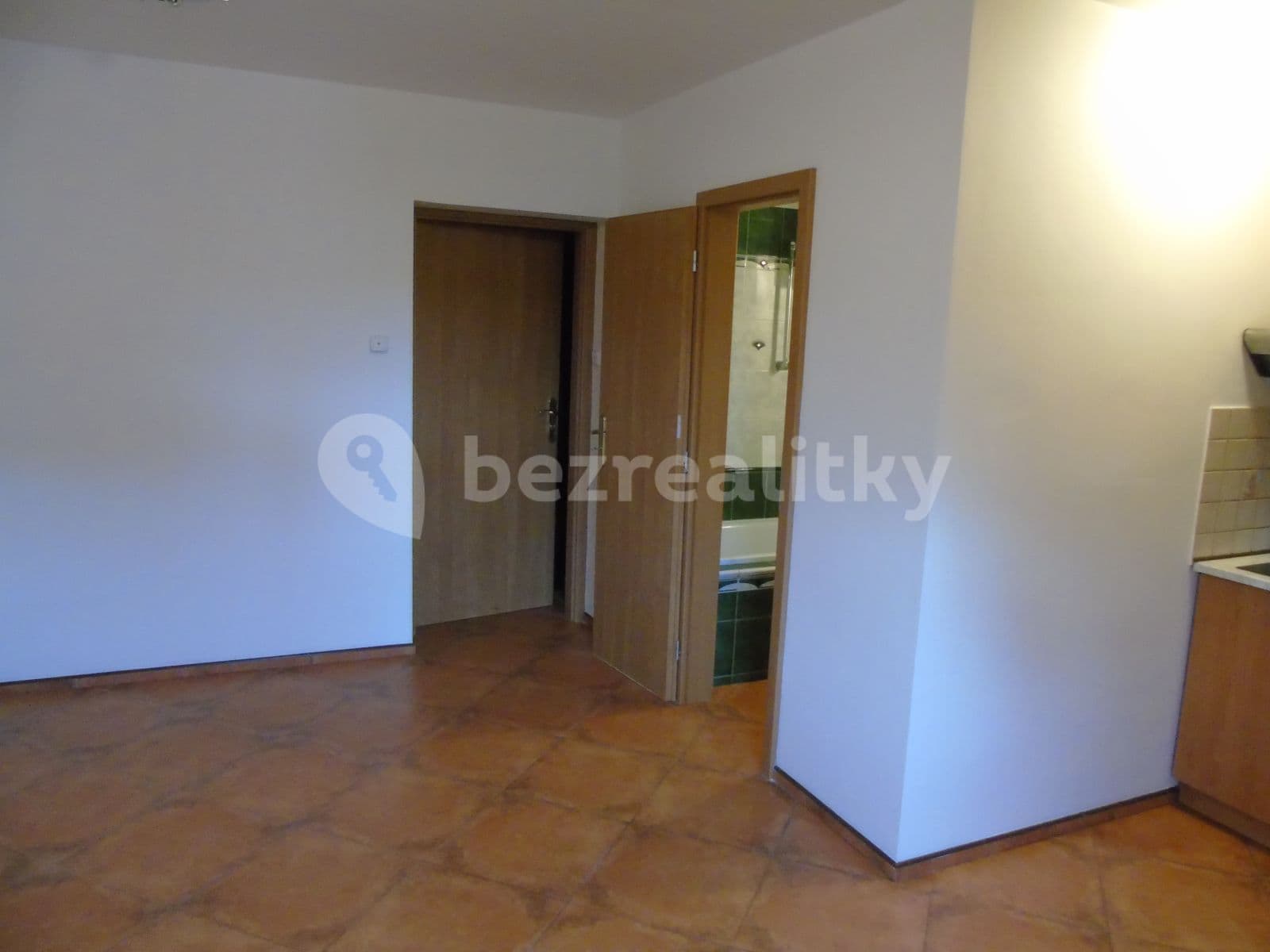 Prenájom bytu 1-izbový 48 m², Gutova, Praha, Praha Prenájom bytu 1-izbový 48 m², Gutova, Praha, Praha