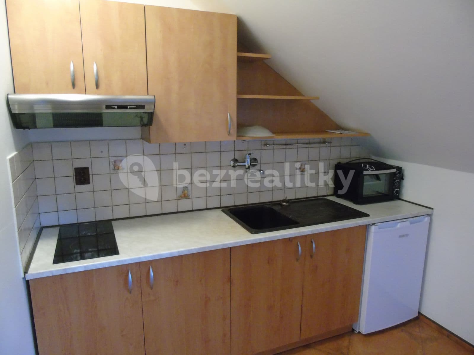 Prenájom bytu 1-izbový 48 m², Gutova, Praha, Praha Prenájom bytu 1-izbový 48 m², Gutova, Praha, Praha