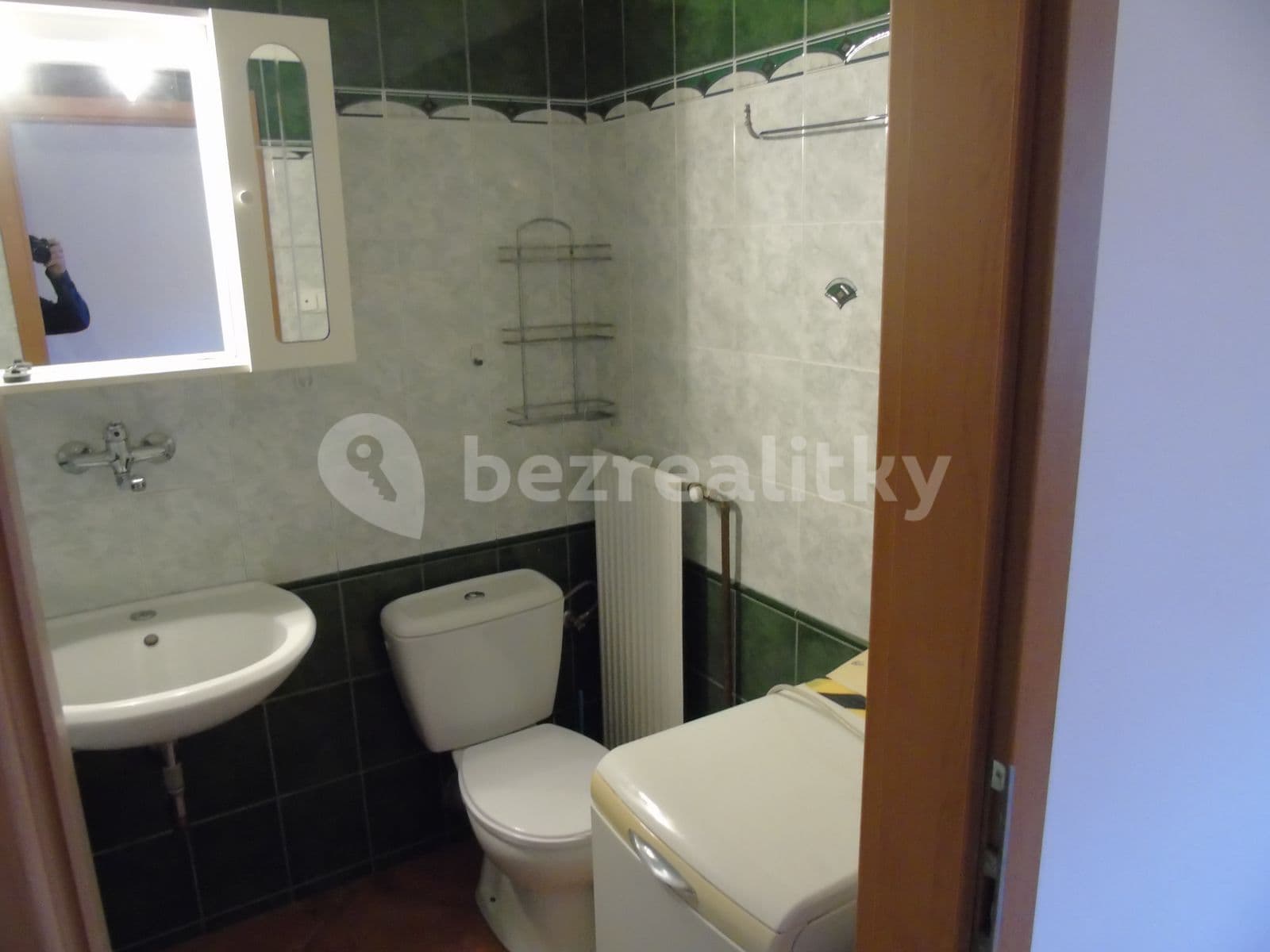 Prenájom bytu 1-izbový 48 m², Gutova, Praha, Praha Prenájom bytu 1-izbový 48 m², Gutova, Praha, Praha