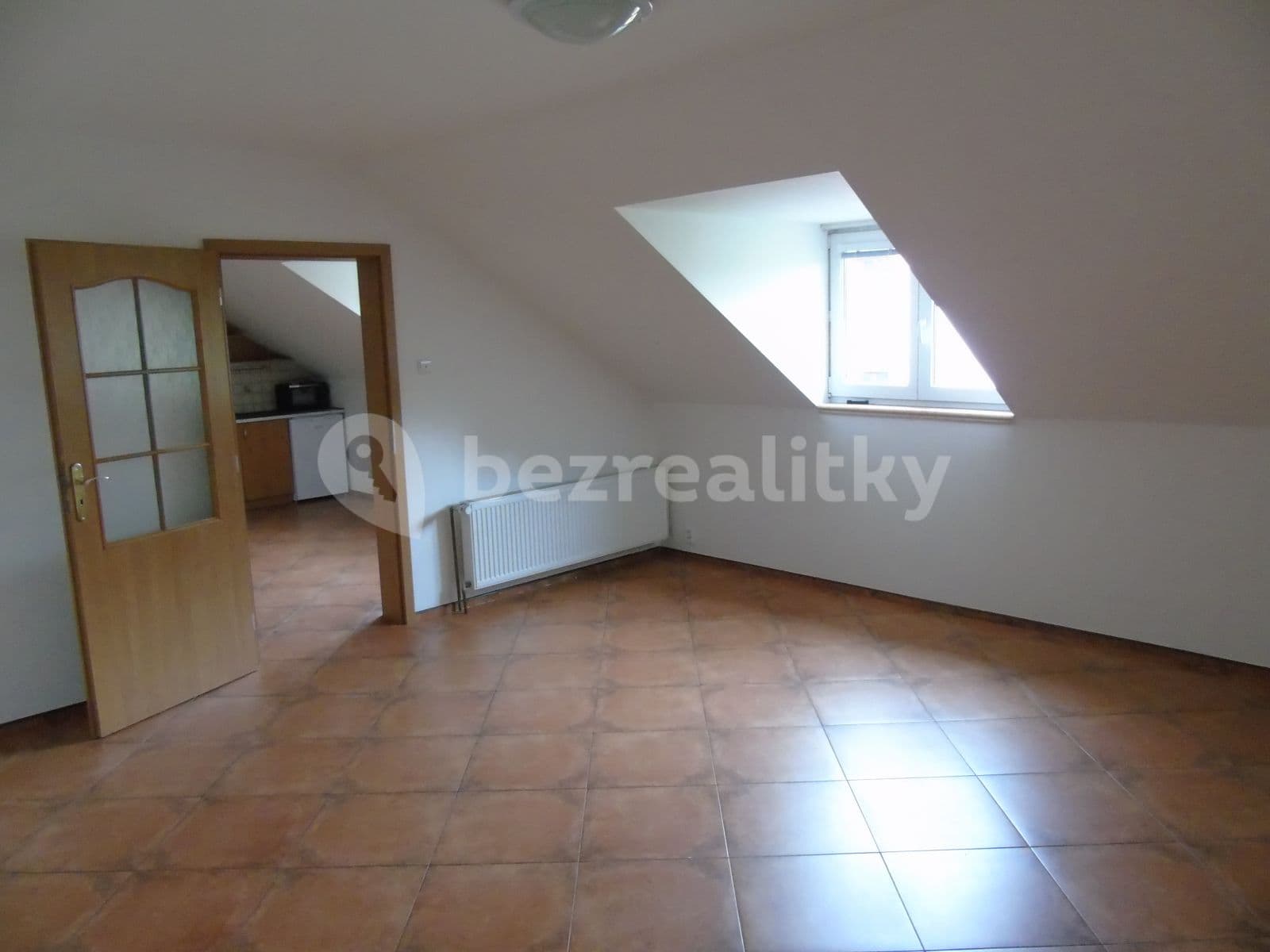 Prenájom bytu 1-izbový 48 m², Gutova, Praha, Praha Prenájom bytu 1-izbový 48 m², Gutova, Praha, Praha