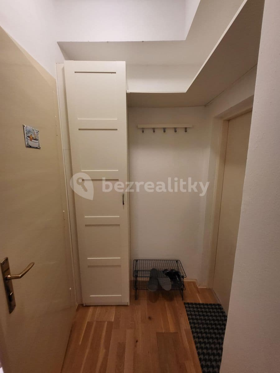 Prenájom bytu Garsoniéra 23 m², U smaltovny, Praha, Praha Prenájom bytu Garsoniéra 23 m², U smaltovny, Praha, Praha