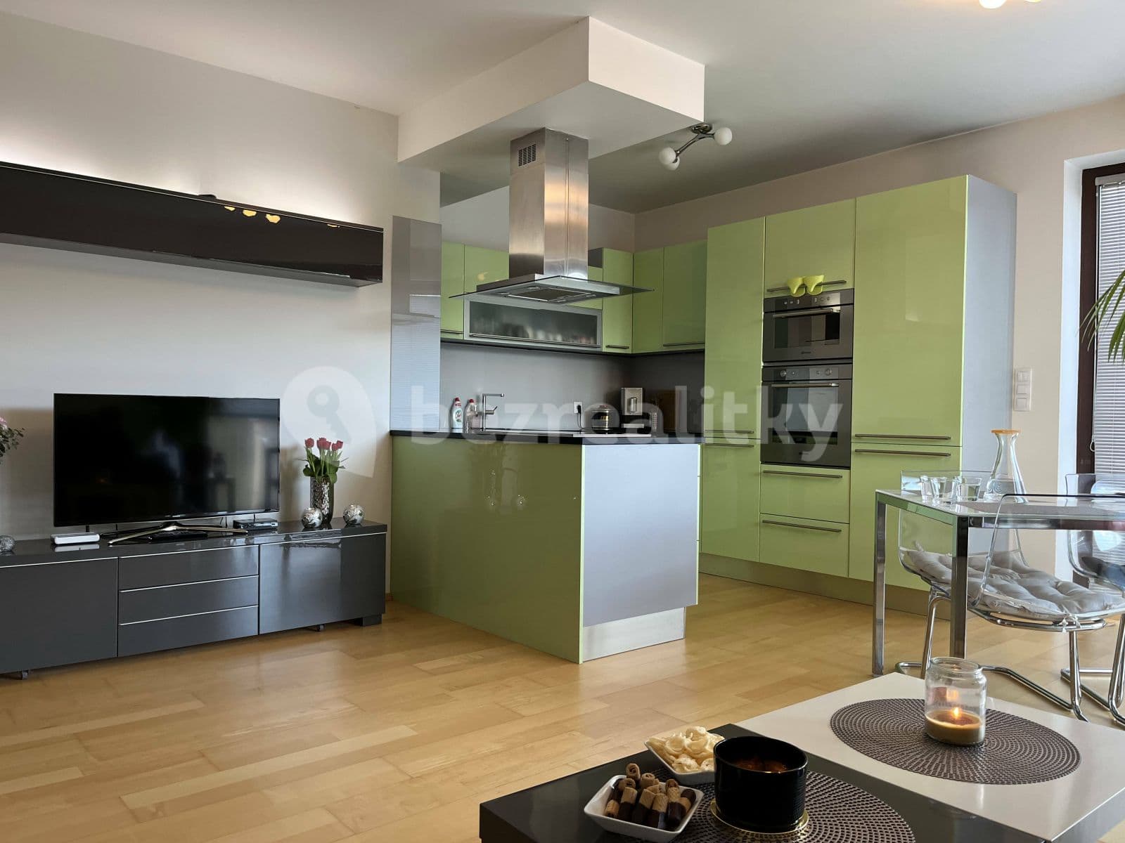Prenájom bytu 3-izbový 78 m², Nademlejnská, Praha, Praha Prenájom bytu 3-izbový 78 m², Nademlejnská, Praha, Praha