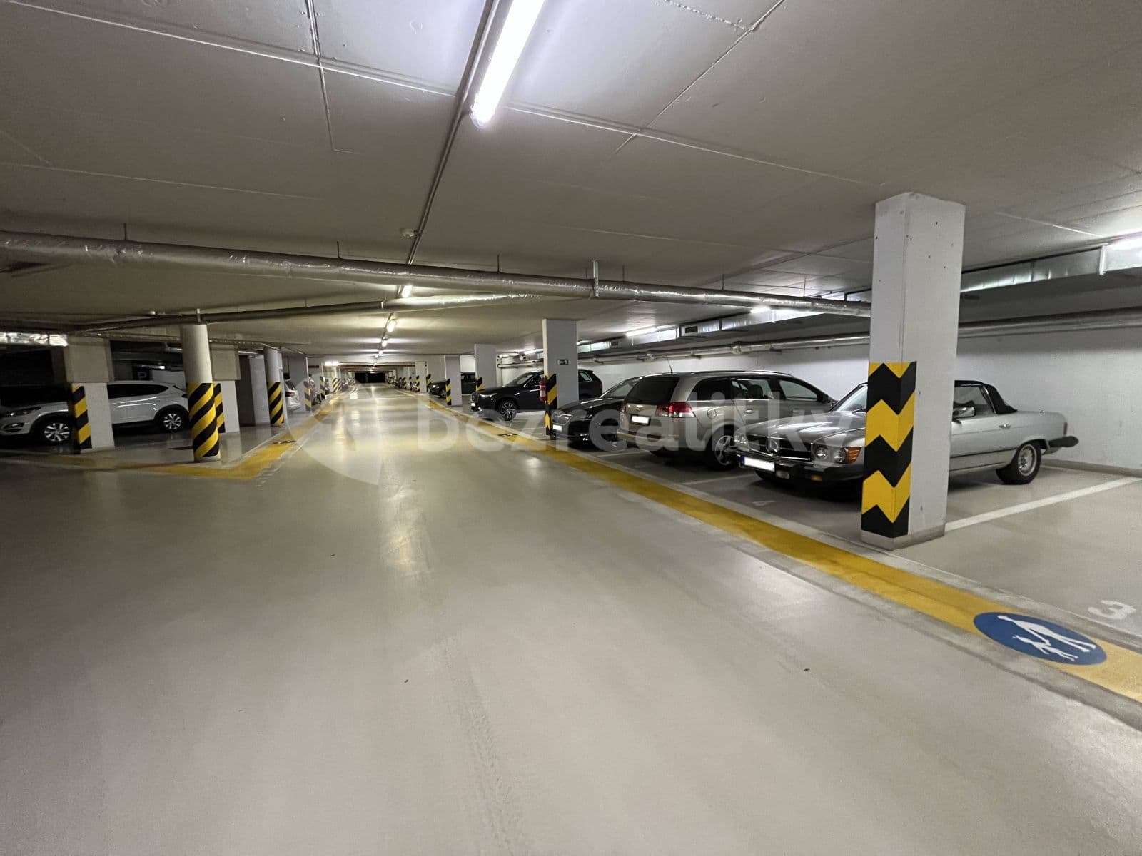 Prenájom bytu 3-izbový 78 m², Nademlejnská, Praha, Praha Prenájom bytu 3-izbový 78 m², Nademlejnská, Praha, Praha