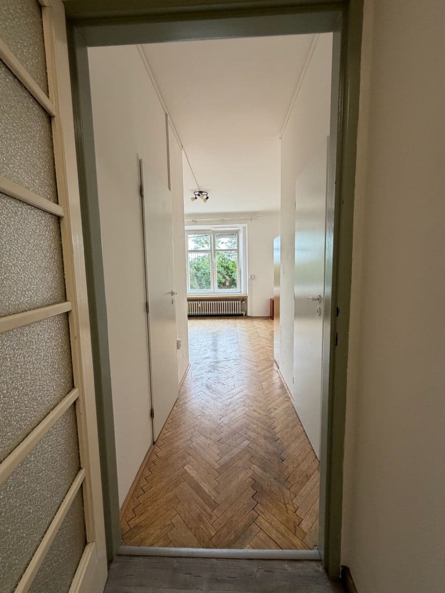 Prenájom bytu 2-izbový 70 m², Kandertova, Praha, Praha Prenájom bytu 2-izbový 70 m², Kandertova, Praha, Praha