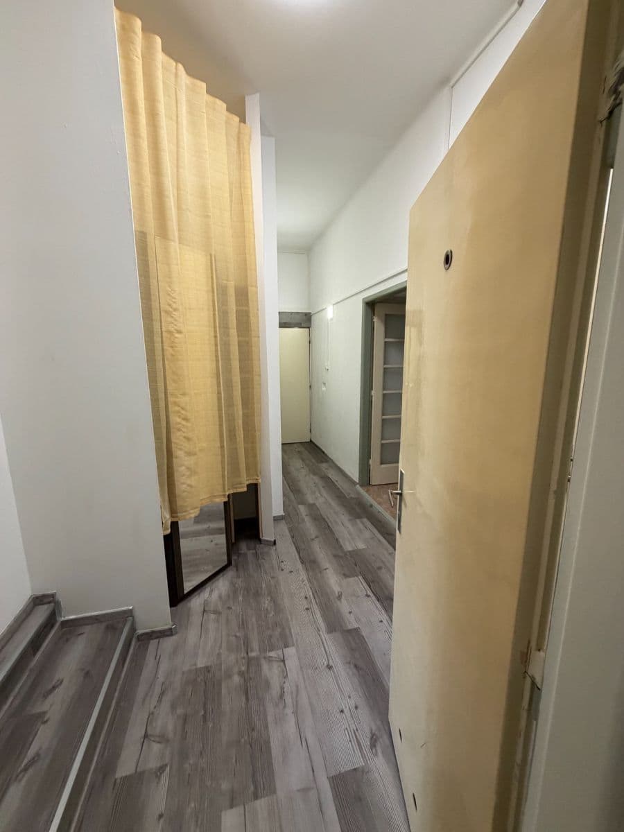 Prenájom bytu 2-izbový 70 m², Kandertova, Praha, Praha Prenájom bytu 2-izbový 70 m², Kandertova, Praha, Praha