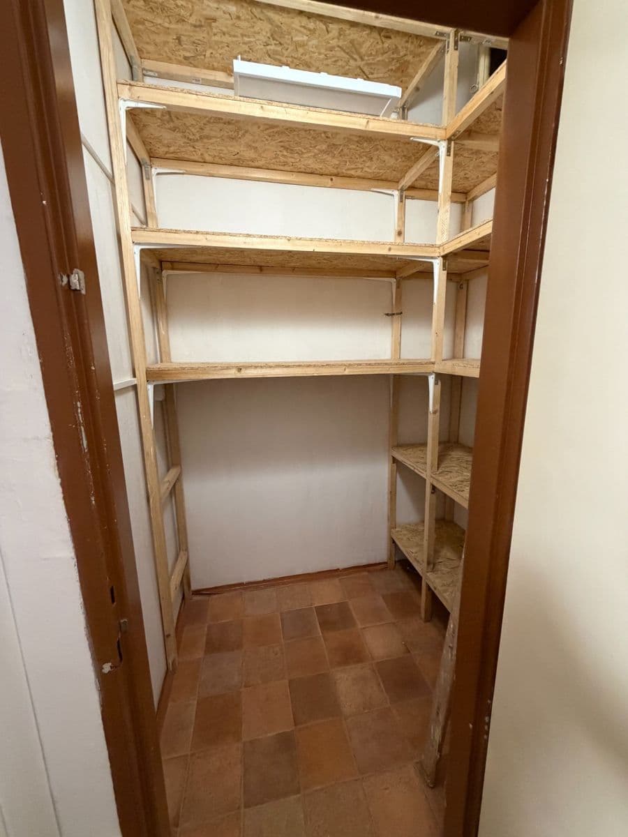 Prenájom bytu 2-izbový 70 m², Kandertova, Praha, Praha Prenájom bytu 2-izbový 70 m², Kandertova, Praha, Praha