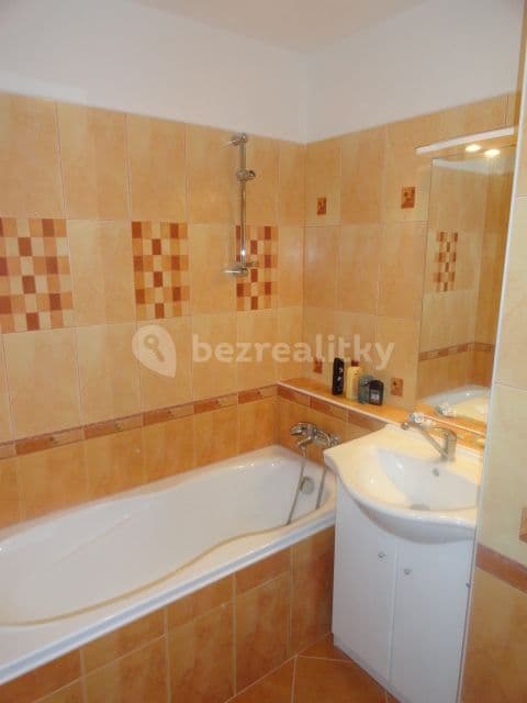 Prenájom bytu 2-izbový 47 m², Poljanovova, Praha, Praha Prenájom bytu 2-izbový 47 m², Poljanovova, Praha, Praha