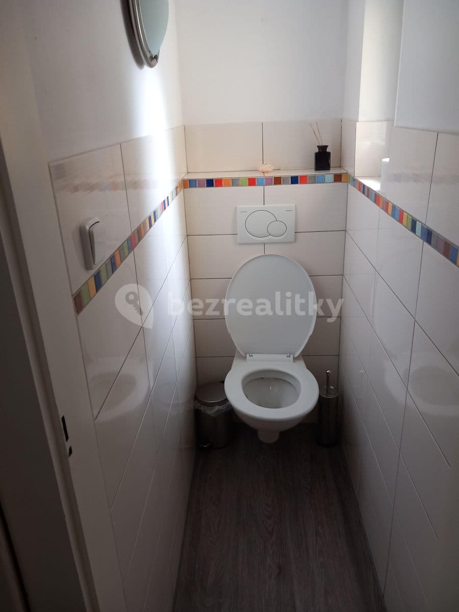 Prenájom bytu 1-izbový 55 m², Nad Popelkou, Praha, Praha Prenájom bytu 1-izbový 55 m², Nad Popelkou, Praha, Praha