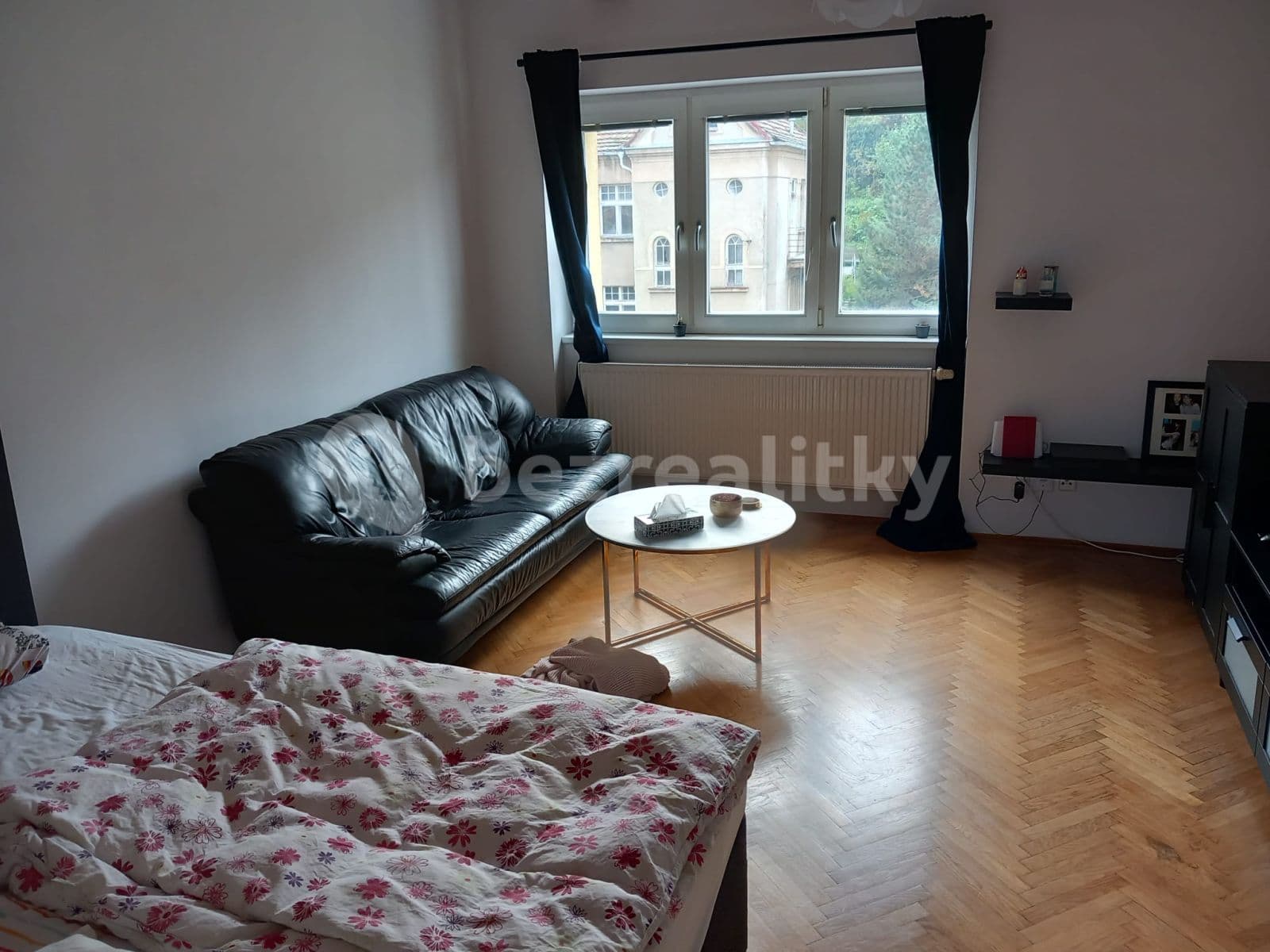 Prenájom bytu 1-izbový 55 m², Nad Popelkou, Praha, Praha Prenájom bytu 1-izbový 55 m², Nad Popelkou, Praha, Praha